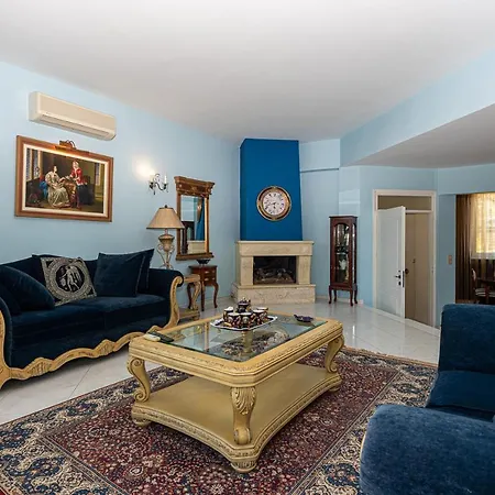 Vergis Epavlis Hotel 5*