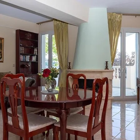 Vergis Epavlis 5*