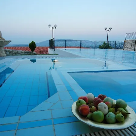Hotel Vergis Epavlis