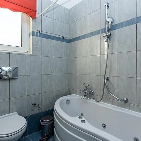 Vergis Epavlis 5* Agios Myronas